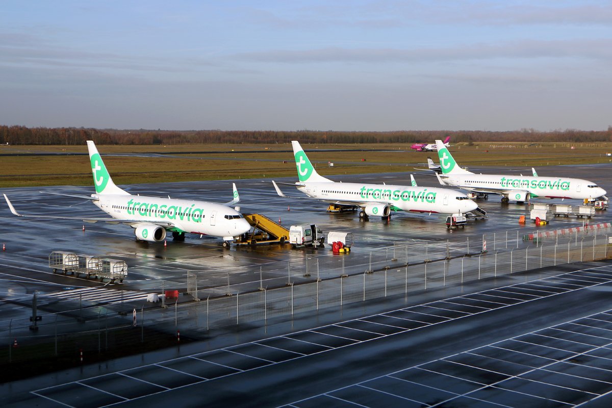 eindhoven airport terminal