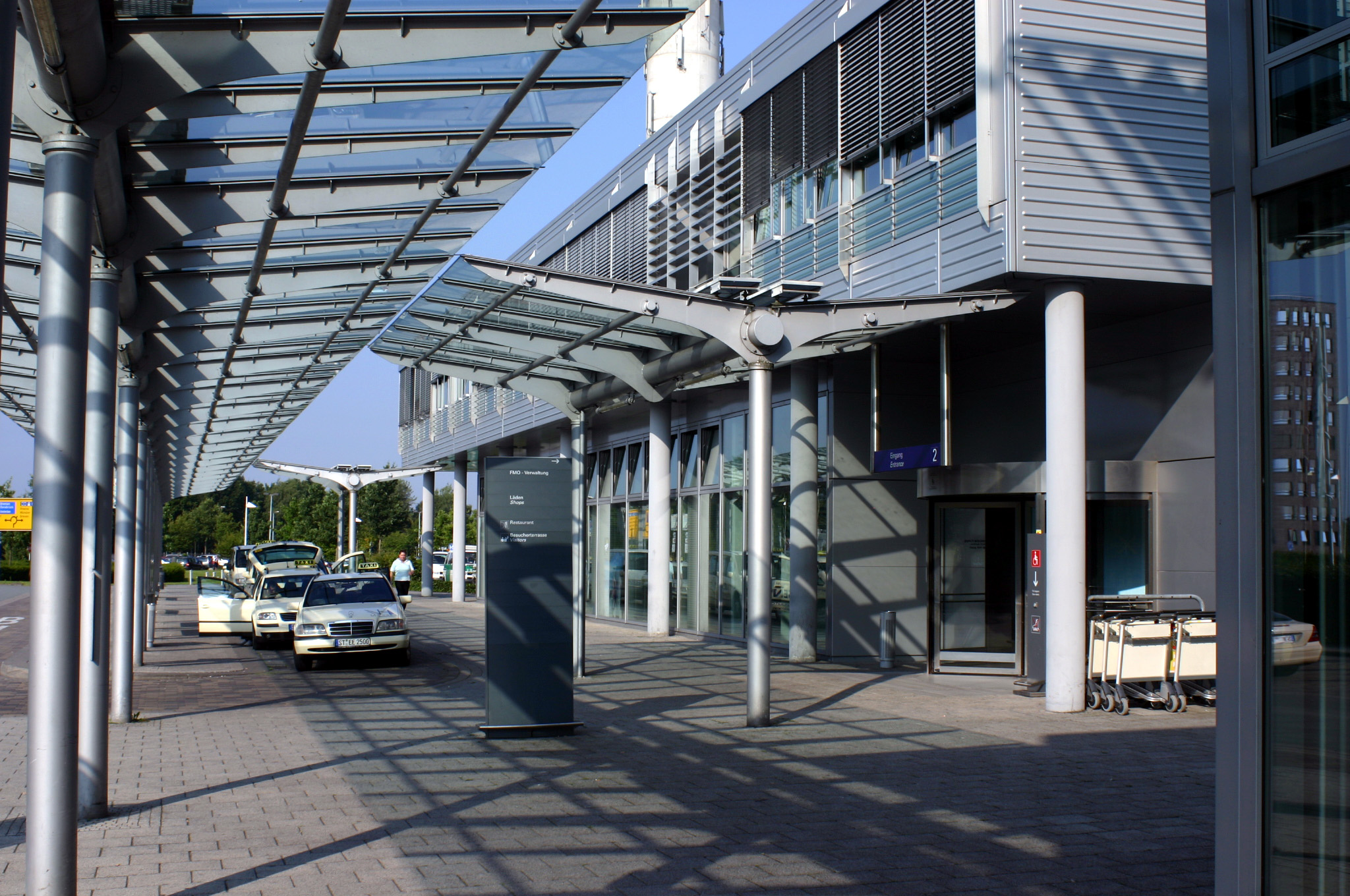 Taxi Münster Osnabrück Airport Entrance