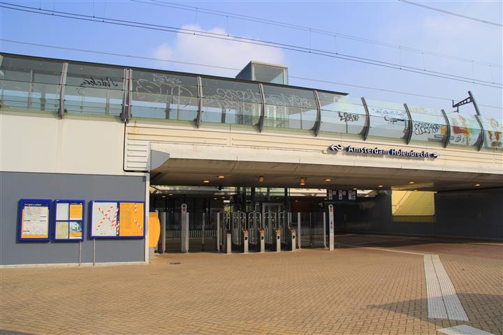 taxi amsterdam holendrecht station